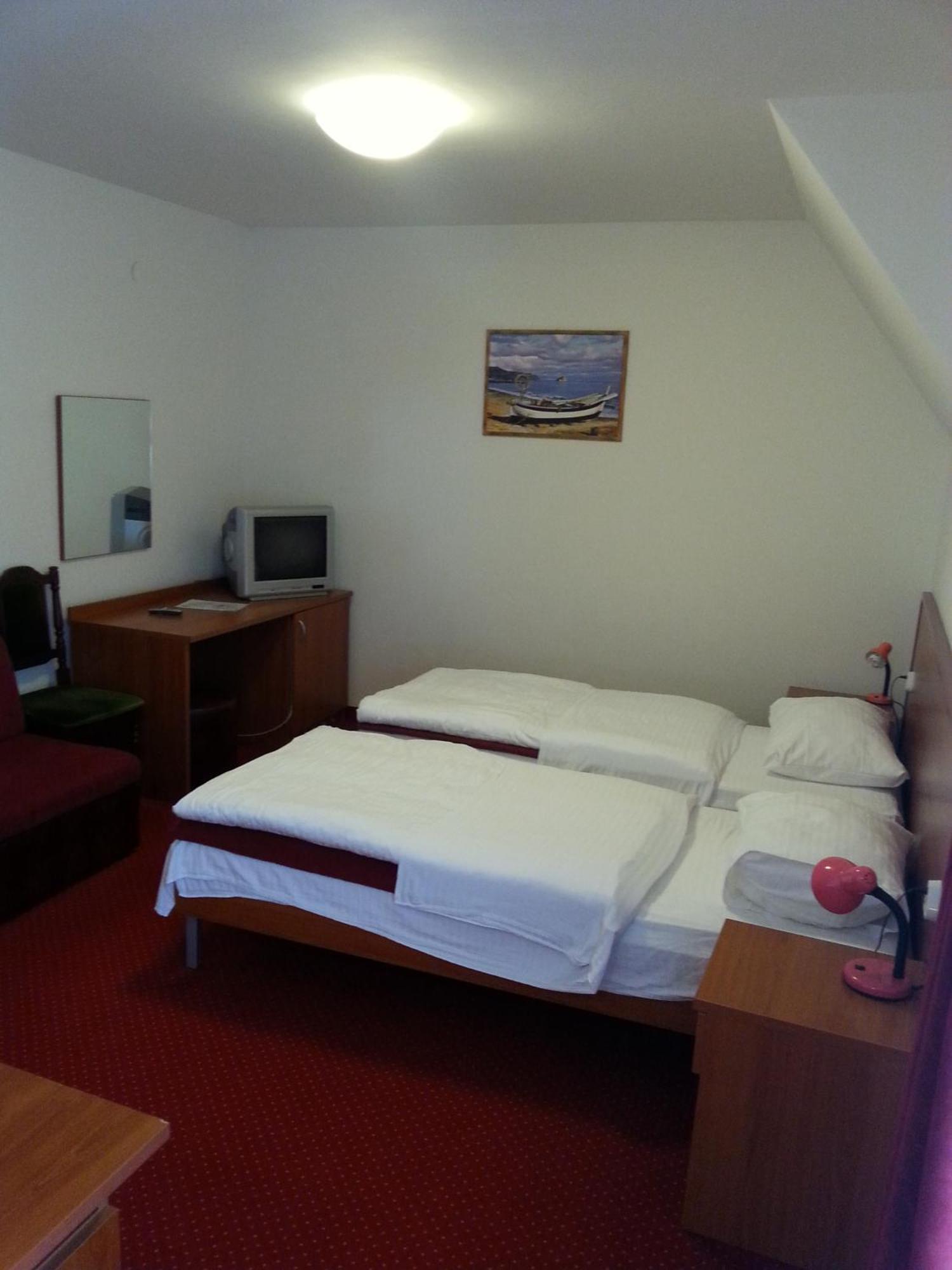 Hotel Mirni Kutak Otočac Cameră foto